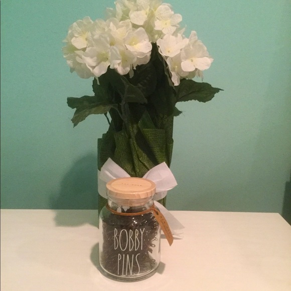 Rae Dunn “BOBBY PINS” holder